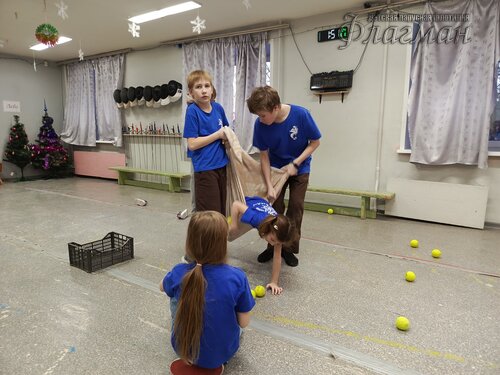 2026-01-03_16-33-48_Tug_IMG_340